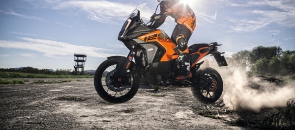 Yeni KTM 1290 Super Adventure S 2023