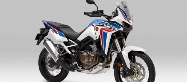 2021 Honda Africa Twin'in Yeni HRC Rengi