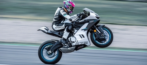 CFMoto 675SR-R Ülkemize Geldi