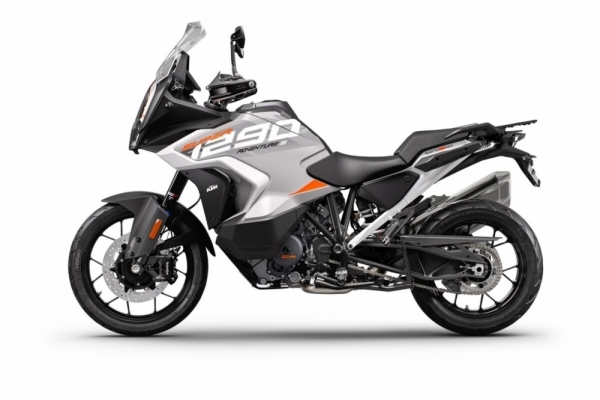  2023  KTM 1290 Super Adventure S 