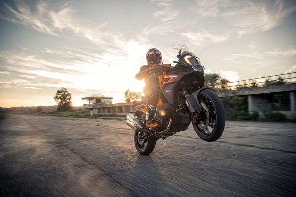  2023  KTM 1290 Super Adventure S 