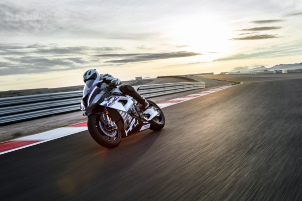 BMW HP4 RACE