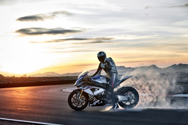 BMW HP4 RACE
