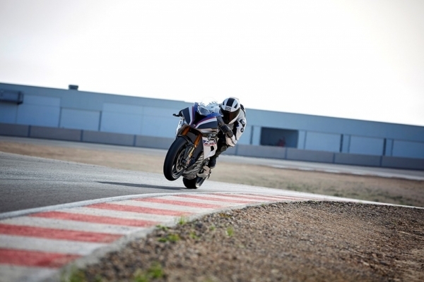 BMW HP4 RACE