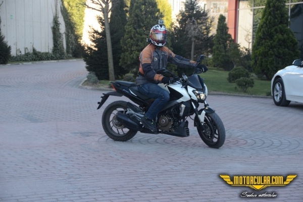 Bajaj Dominar 400 Test Sürüşü
